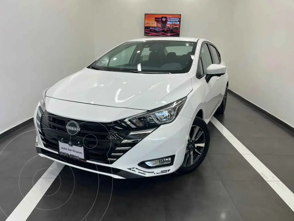 Nissan versa advance (2025)