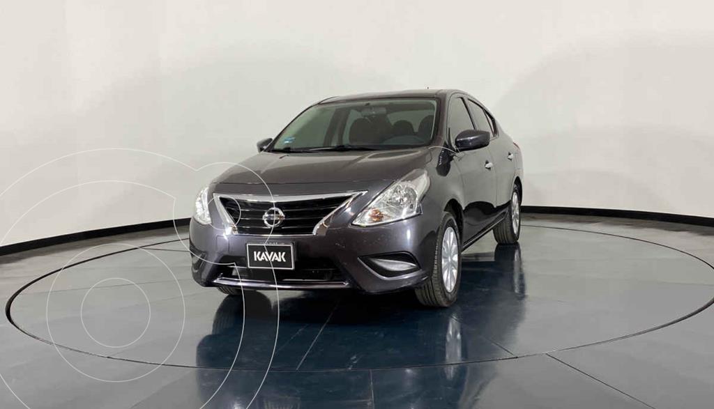 foto Nissan Versa Sense usado (2016) color Gris precio $152,999