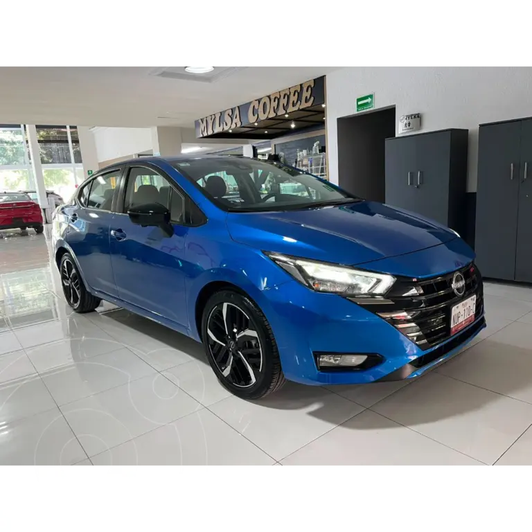 Nissan Versa SR 2025