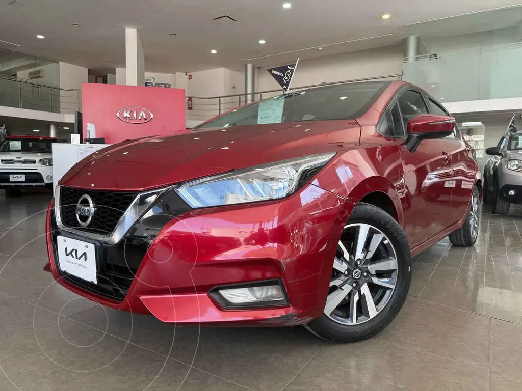 foto Nissan Versa Advance Aut usado (2020) color Rojo precio $245,000