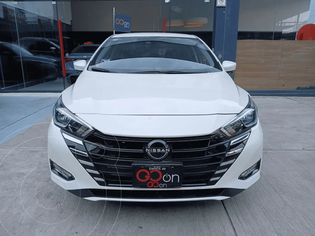 foto Nissan Versa 2024 usado (2024) color Rojo precio $325,000