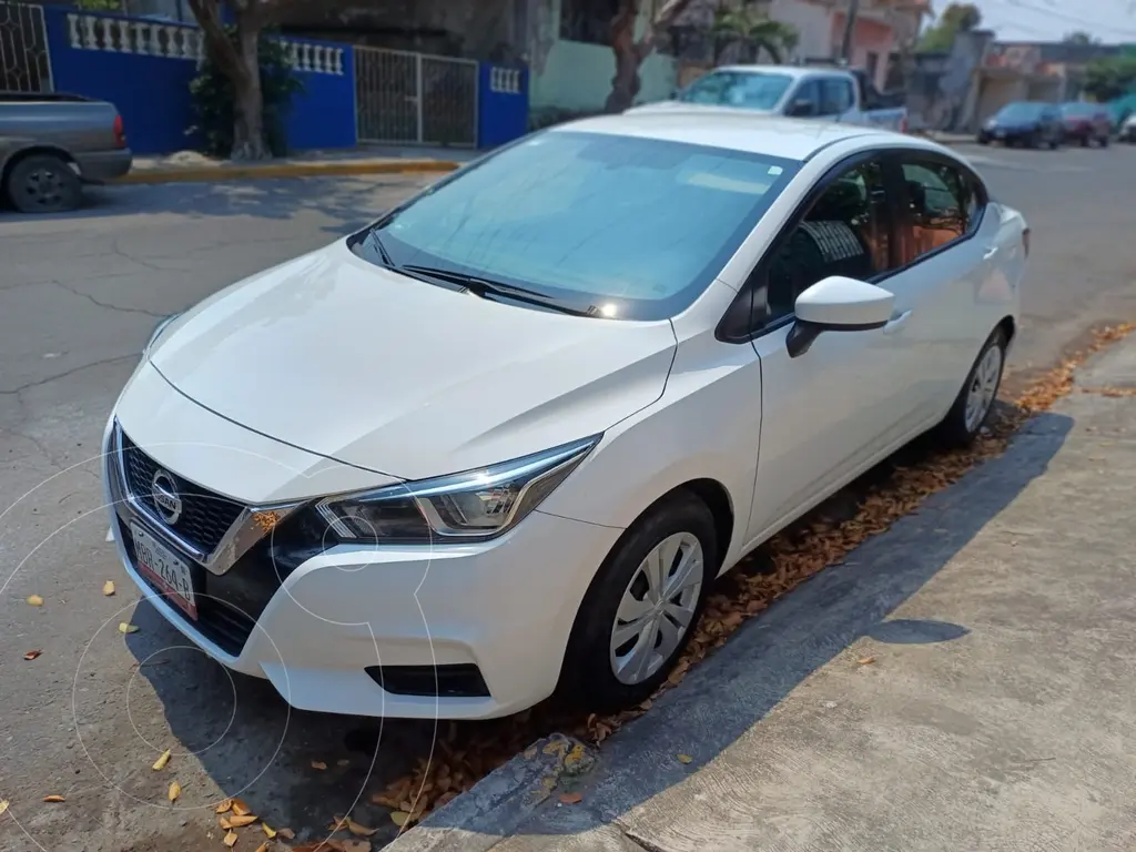 Nissan Versa Sense 2021