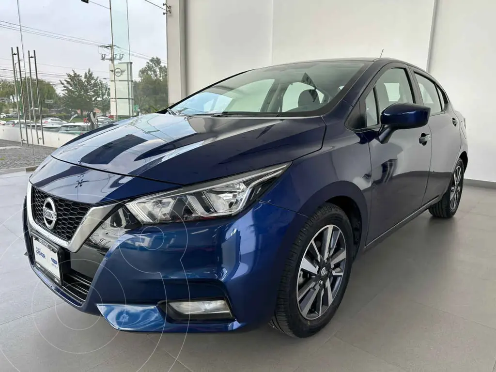 foto Nissan Versa Advance Aut usado (2022) color Azul precio $285,000