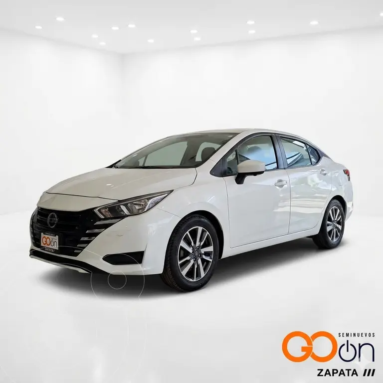 Nissan Versa Advance 2023