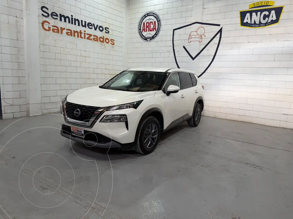 Nissan X-Trail Advance 2 Filas usado (2024) color Blanco precio $429,000