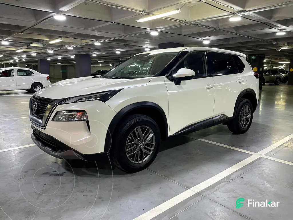foto Nissan X-Trail Advance 2 Filas usado (2024) color Blanco precio $435,000