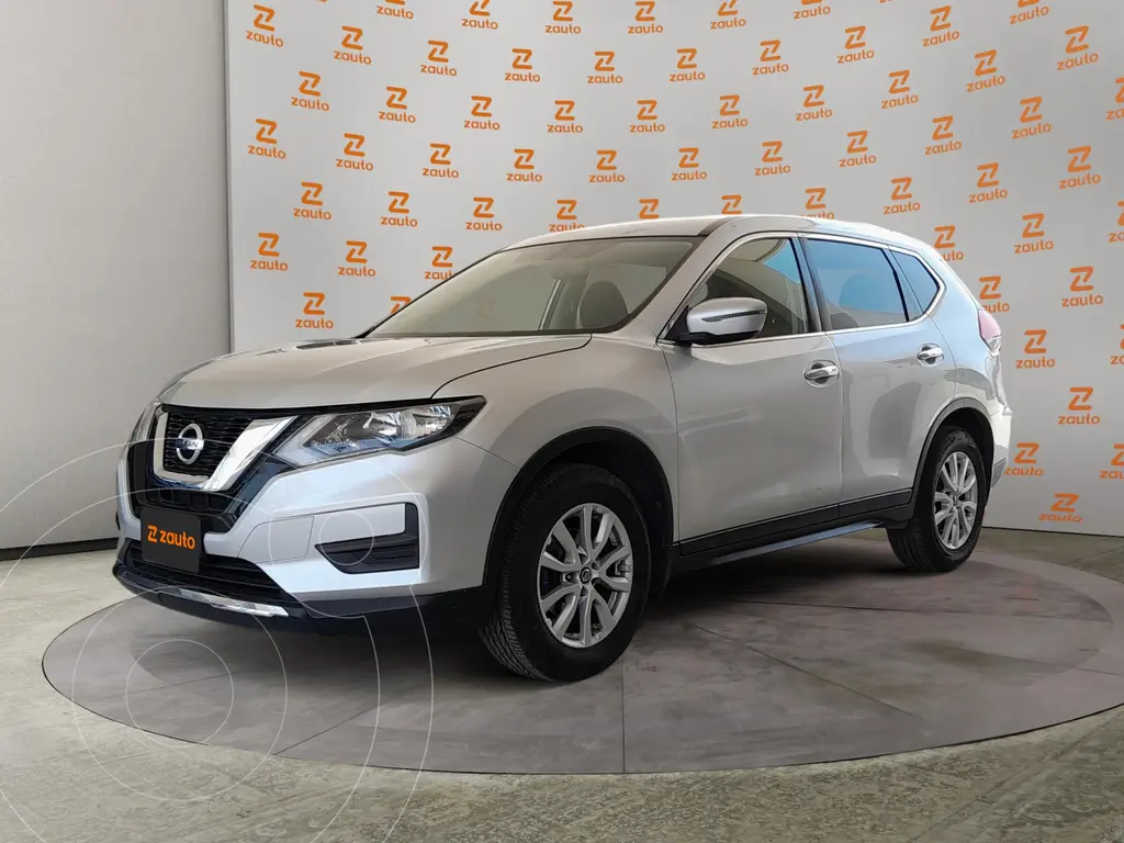 foto Nissan X-Trail Advance 2 Filas usado (2019) color Plata precio $279,000