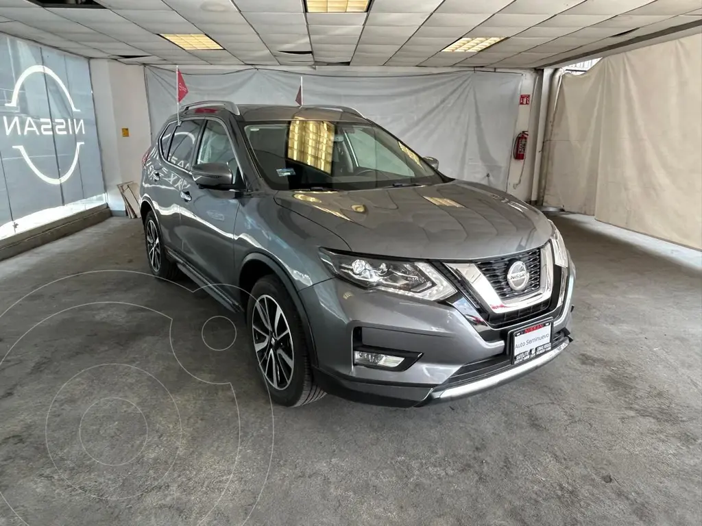 foto Nissan X-Trail Exclusive 2 Row usado (2021) color Gris precio $431,400