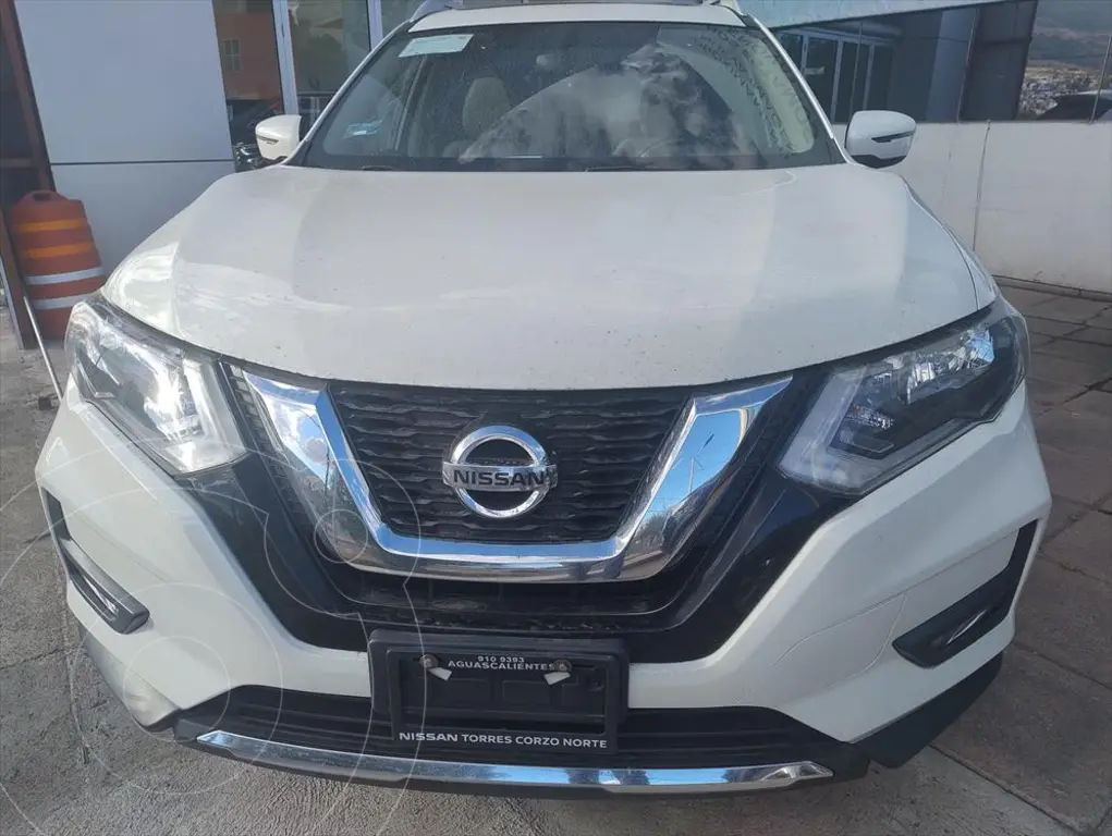 foto Nissan X-Trail Advance 2 Row usado (2018) color Blanco precio $315,000