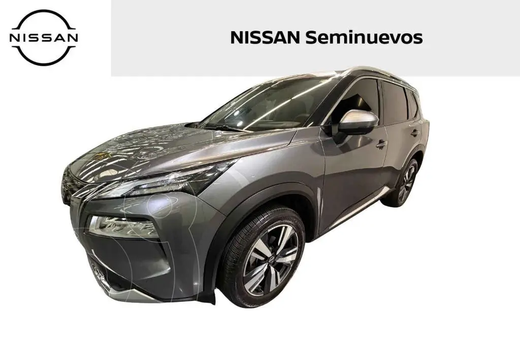 foto Nissan X-Trail Platinum Plus 2 Filas usado (2025) color Gris precio $620,000