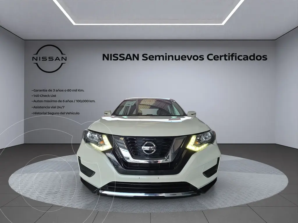 foto Nissan X-Trail Sense 2 Row usado (2021) color Blanco precio $289,990
