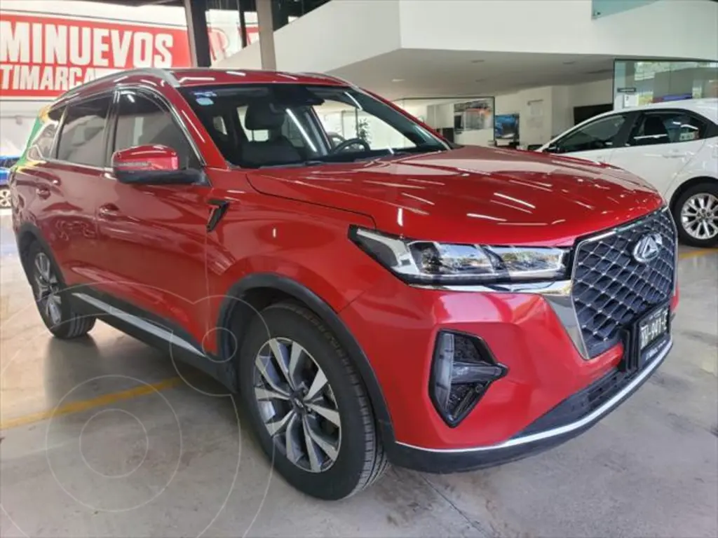 foto Omoda O5 1.5L Life usado (2023) color Rojo precio $399,000