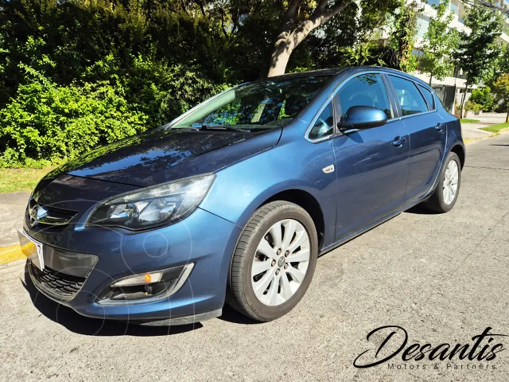 foto Opel Astra 1.6T Enjoy usado (2014) color Azul precio $6.780.000