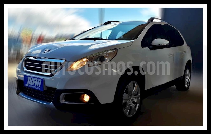 foto Peugeot 2008 Allure Aut usado