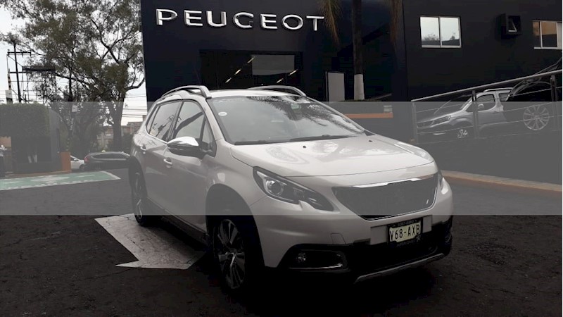 foto Peugeot 2008 Allure Aut usado