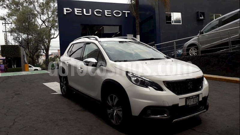 foto Peugeot 2008 Allure Aut usado