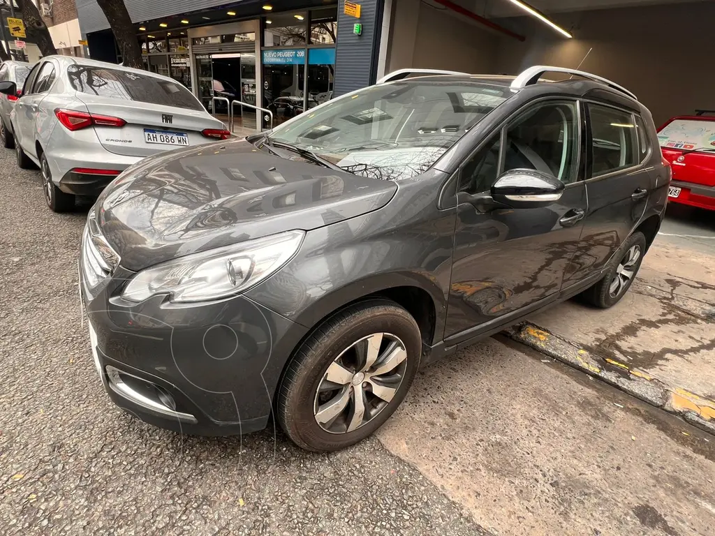 foto Peugeot 2008 Sport THP usado (2019) color Gris Aluminium precio $19.500.000