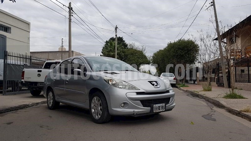 foto Peugeot 207 Compact 1.4 Active 4P usado
