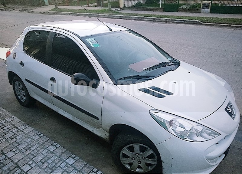 foto Peugeot 207 Compact 1.4 XR 5P usado