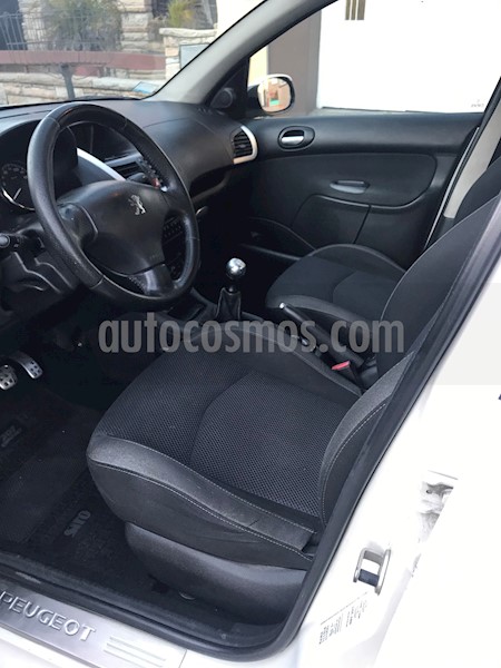 foto Peugeot 207 Compact 2.0 HDi XT 4P usado