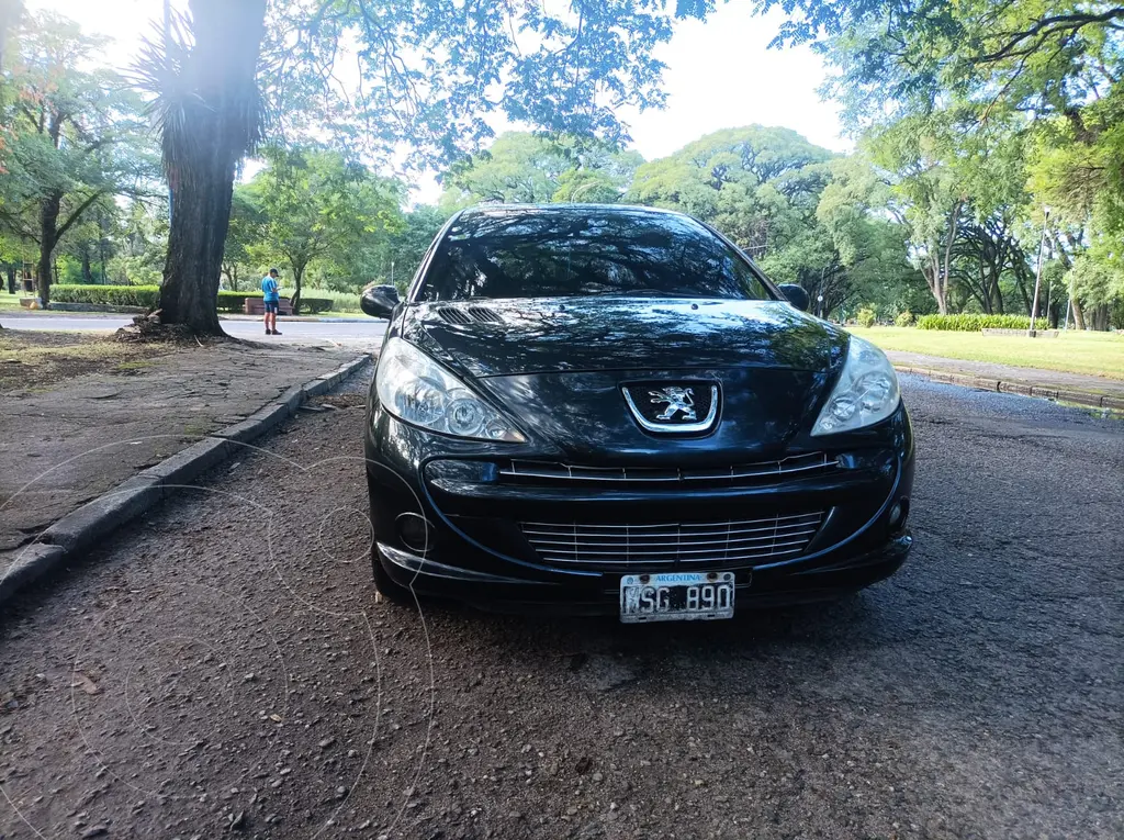 Peugeot 207 Compact 1.6 Feline 5P (1587 Cc) 2013 - foto 4