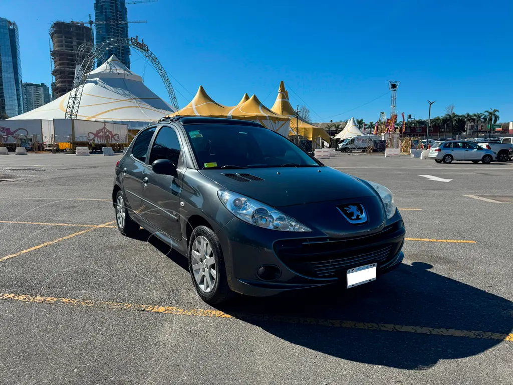 Peugeot 207 Compact 2.0 HDi XT Premium 5P usado (2011) color Gris ...