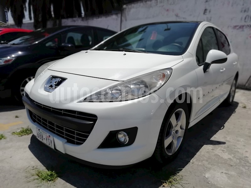 foto Peugeot 207 5P Feline usado
