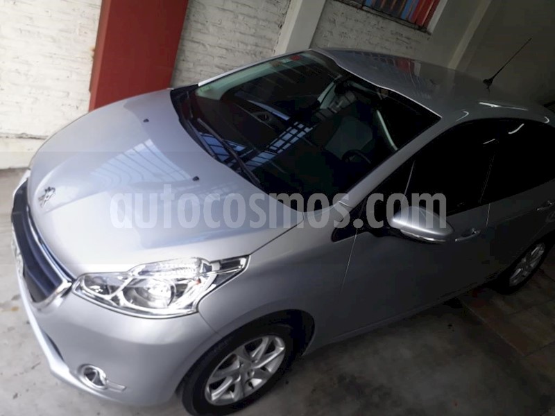 foto Peugeot 208 Allure 1.6 Aut NAV usado