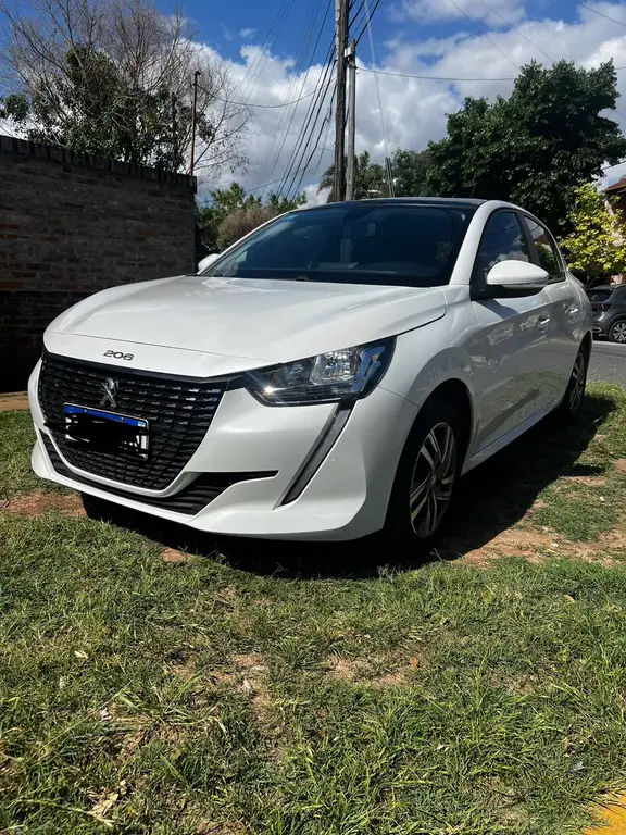 Peugeot 208 Allure 1.6 (1587 Cc) 2022 - foto 3