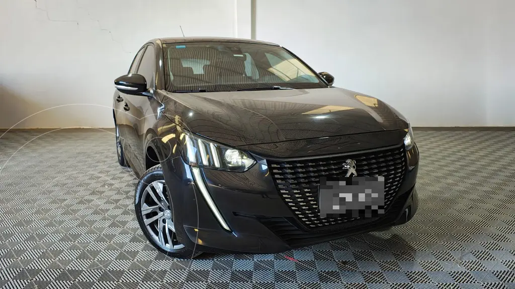 foto Peugeot 208 Feline 1.6 Tiptronic usado (2023) color Negro Perla precio $25.480.000