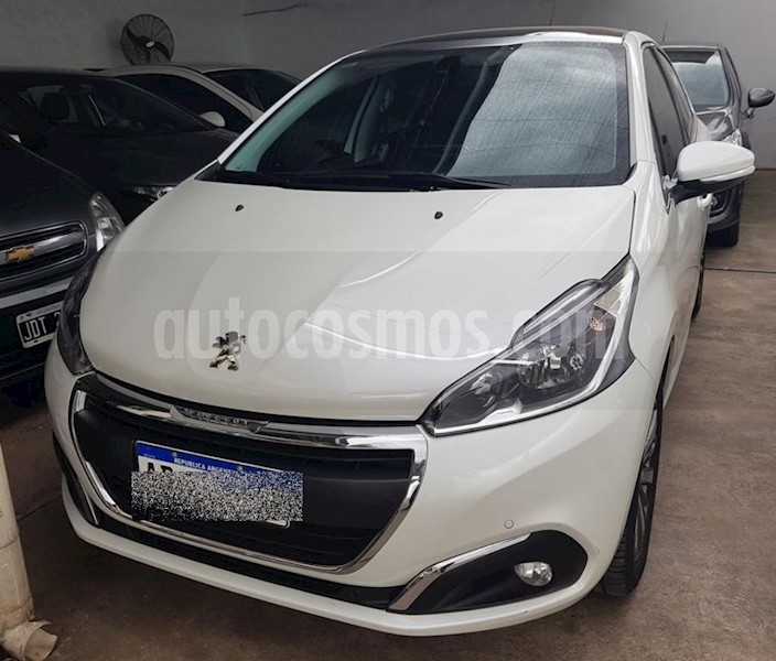 foto Peugeot 208 Feline 1.6 usado