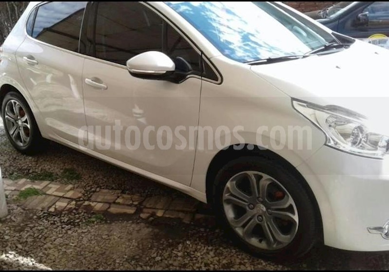 foto Peugeot 208 Feline 1.6 usado