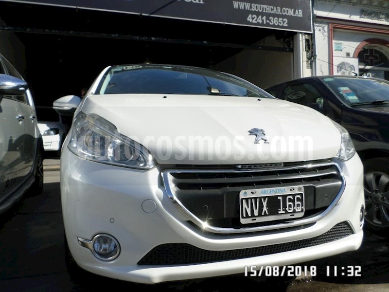 foto Peugeot 208 Feline 1.6 usado