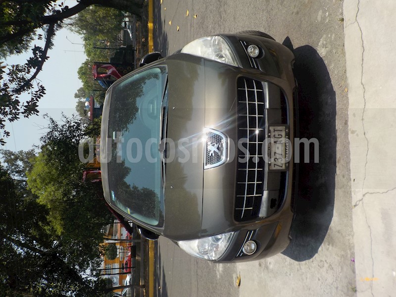foto Peugeot 3008 Allure Family usado