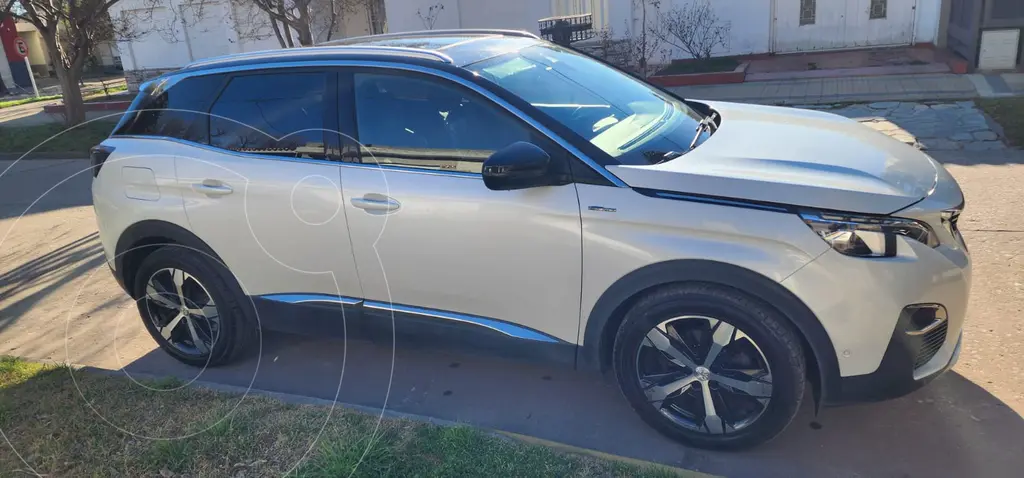 Peugeot 3008 2018 - foto 1