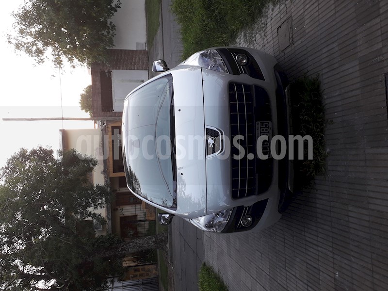 foto Peugeot 3008 Premium Plus usado
