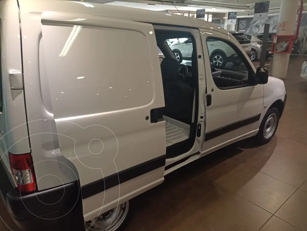 foto Peugeot Partner Furgón Confort 1.6 HDi financiado en cuotas anticipo $890.500 cuotas desde $110.300