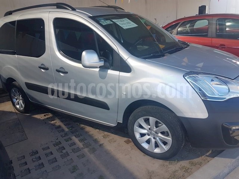 foto Peugeot Partner Furgon usado