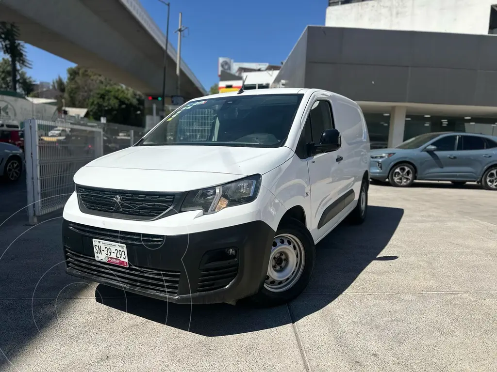 foto Peugeot Partner Maxi Pack usado (2022) color Blanco precio $289,000