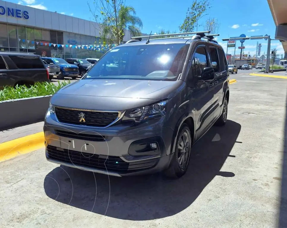 foto Peugeot Rifter Allure Pack Aut usado (2023) color Gris precio $410,000