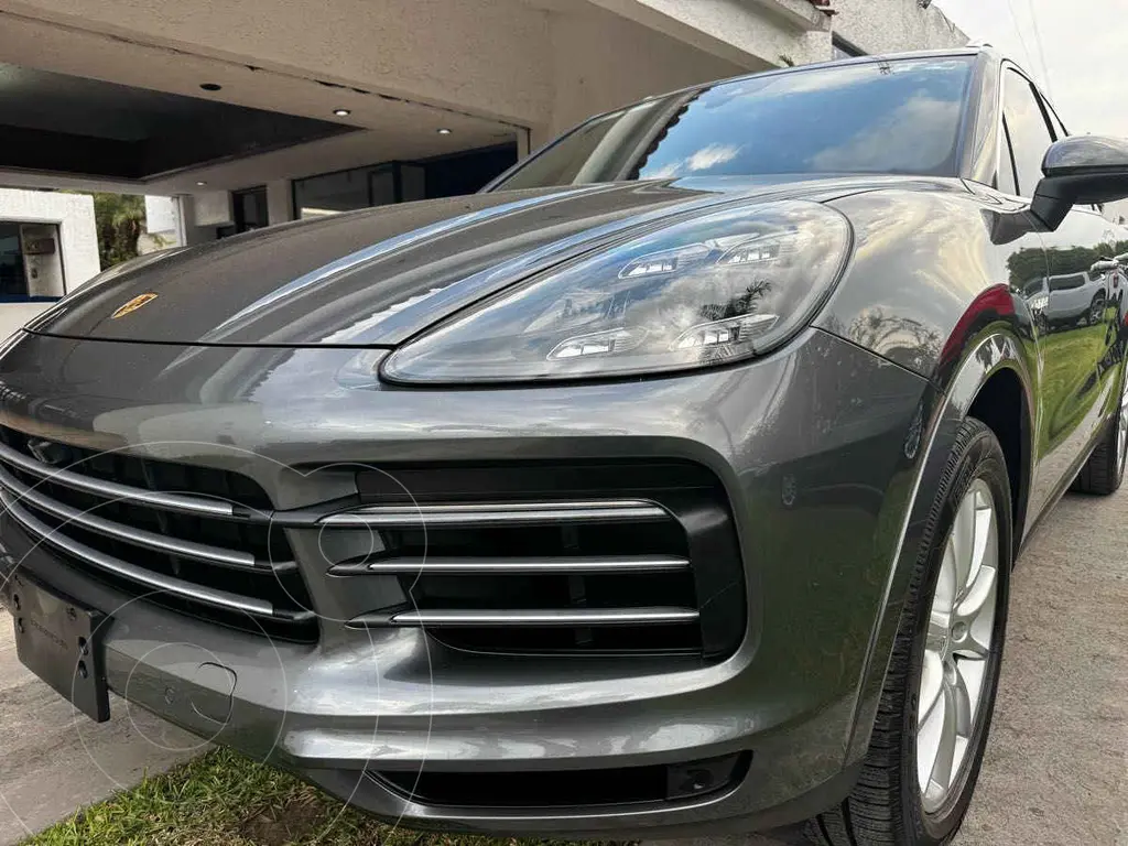foto Porsche Cayenne S E-Hybrid 3.0L usado (2019) color Gris precio $1,188,000