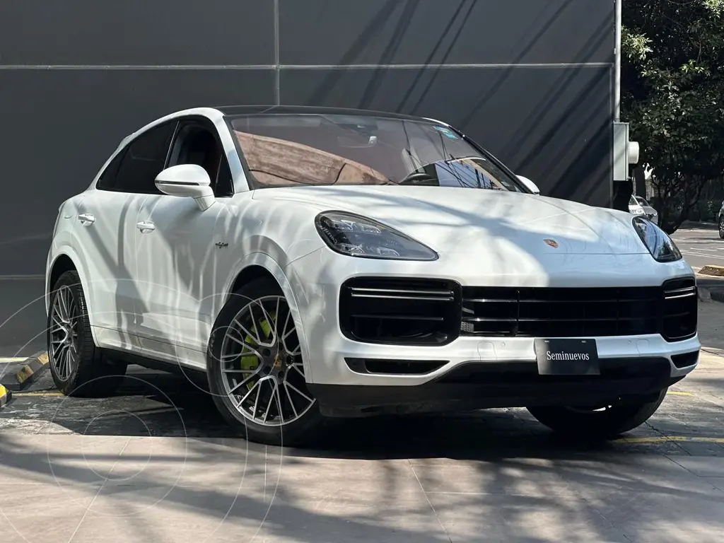 foto Porsche Cayenne 3.6L usado (2020) color Blanco precio $1,650,000
