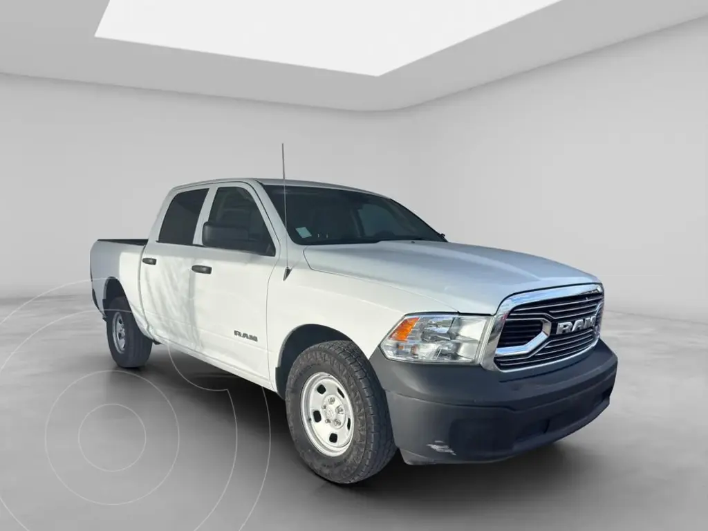 RAM 1500 Classic Crew Cab 4x2 V6 2022