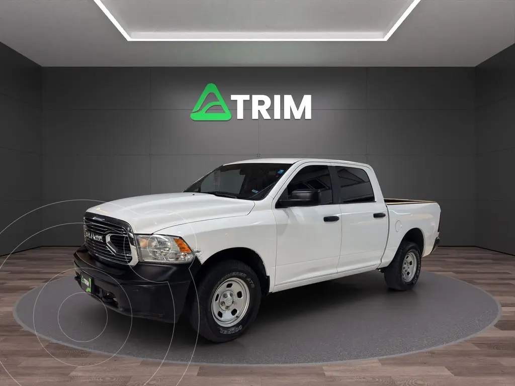 foto RAM 1500 RHO Crew Cab 4X4 usado (2020) color Blanco precio $309,999