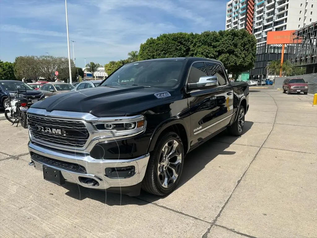 foto RAM 1500 TRX Crew Cab 4x4 usado (2022) color Negro precio $1,045,000