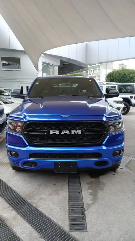 RAM 1500 mild hybrid tradesman v6 (2023)