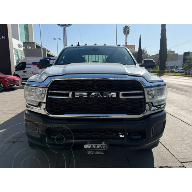 RAM 4000 5.7L Chasis P 4x2 2022