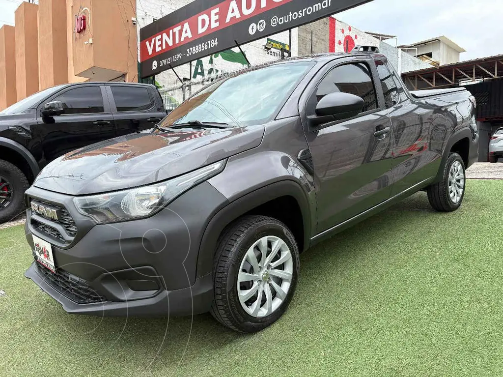 RAM 700 slt regular cab (2024)