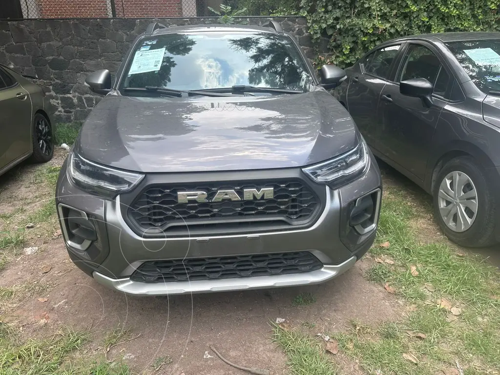 RAM 700 laramie turbo aut (2025)