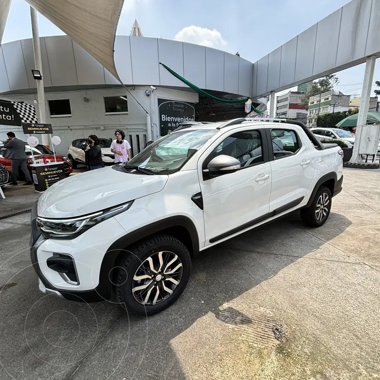 foto RAM 700 Laramie Aut nuevo color A elección precio $464,900